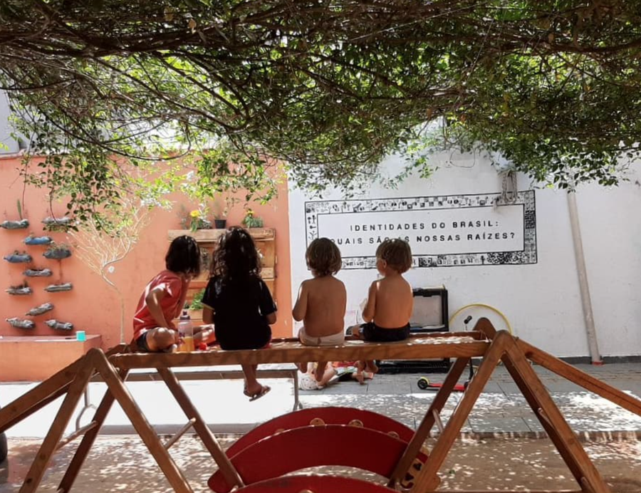 O que é uma escola democrática e principais características