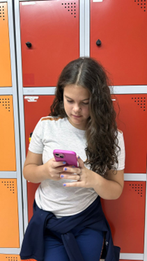 Segurança digital na escola: formação preventiva diante do aumento dos riscos online
