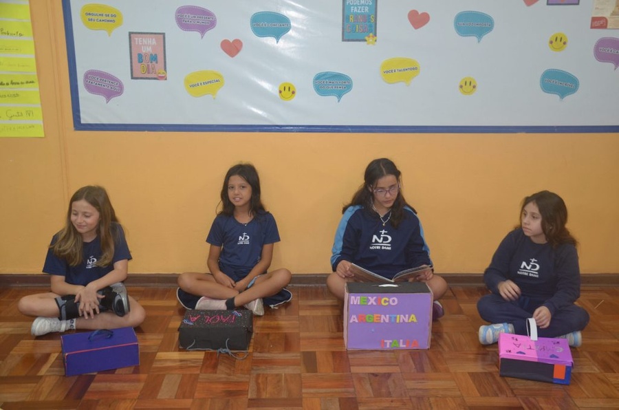 Educar para compreender o mundo: quando a sala de aula dialoga com a realidade global