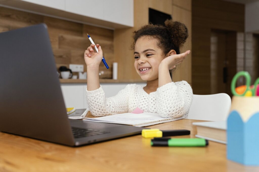 Além do Copiar e Colar: Como orientar seu filho na era da Inteligência Artificial